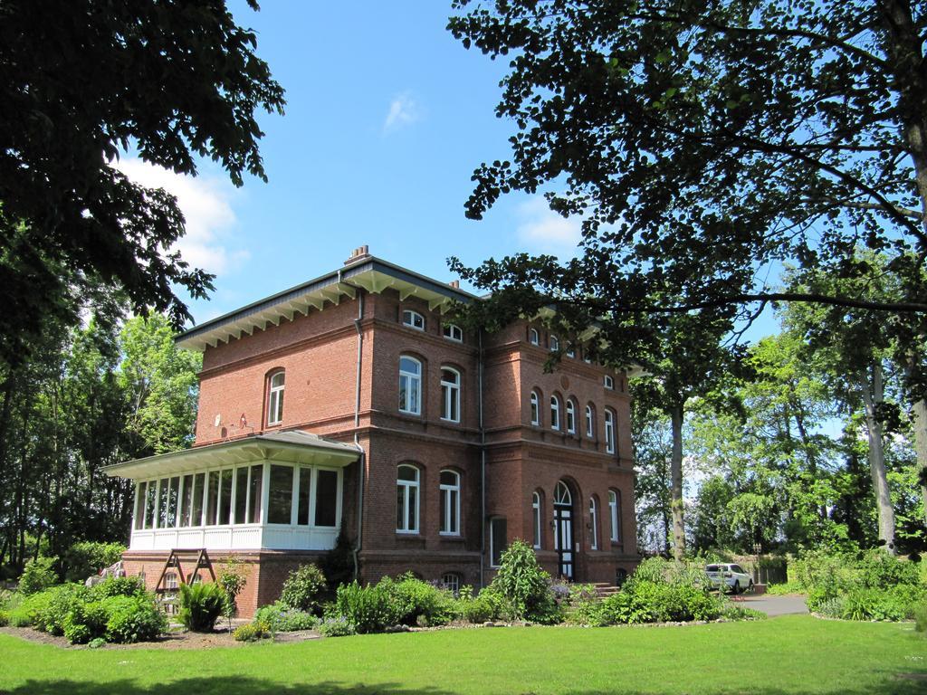WesselburenHaus Im Parkアパートメント エクステリア 写真